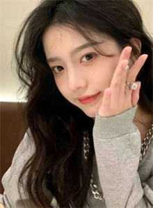 听我心声后，我成了御前带猫少女