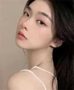 戈壁鱼猎：捡个旺夫女知青当老婆小说
