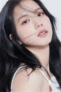 穿成七十年代大美人我去下乡了