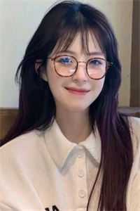 穿越十年后，闺女妈竟是高冷校花小说