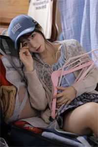 穿书七零，绝美女演员狠撩军少心