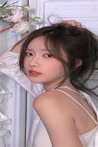 姜有初花姐 娱乐圈审美回归，我靠发疯成顶流完结版在线阅读