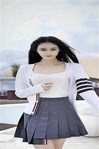 离婚后，高冷女总裁追夫火葬场