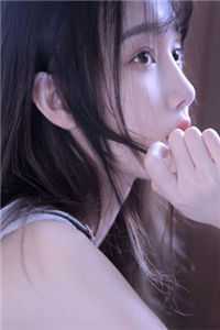 八零疯疯疯，海岛美人她过分凶残小说