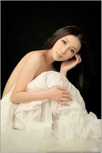 娱乐：开局姐姐强迫我女装直播