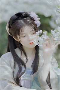 死心离婚后，前妻却不要竹马狂追我