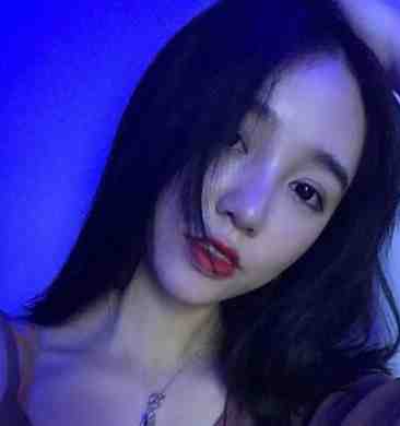 被迫嫁糙汉？他为护妻把状元踹飞了
