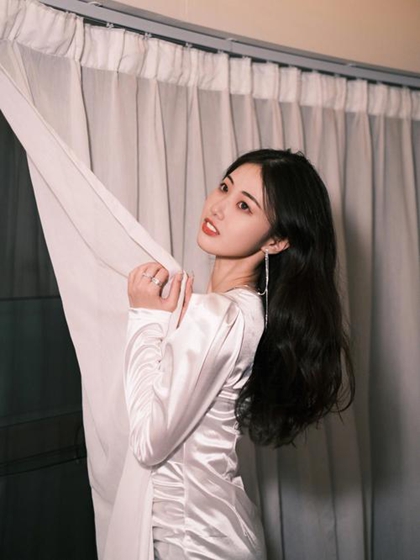 叶妩贺知知 烂在深渊里完结版在线阅读