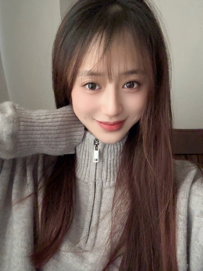 继承影视城后，我靠游客续命！