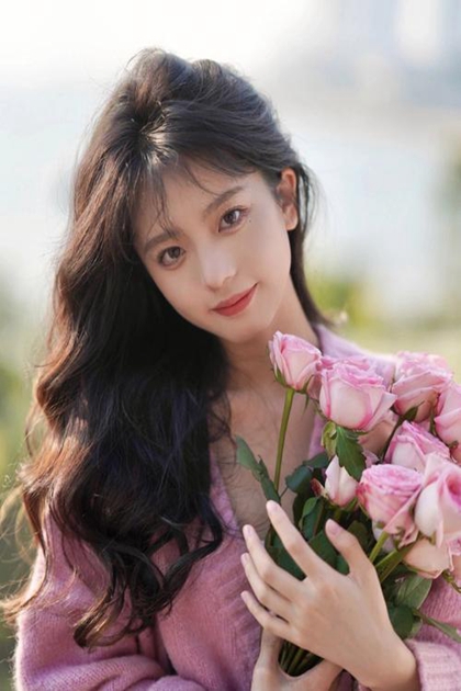 病娇反派，他追出山了